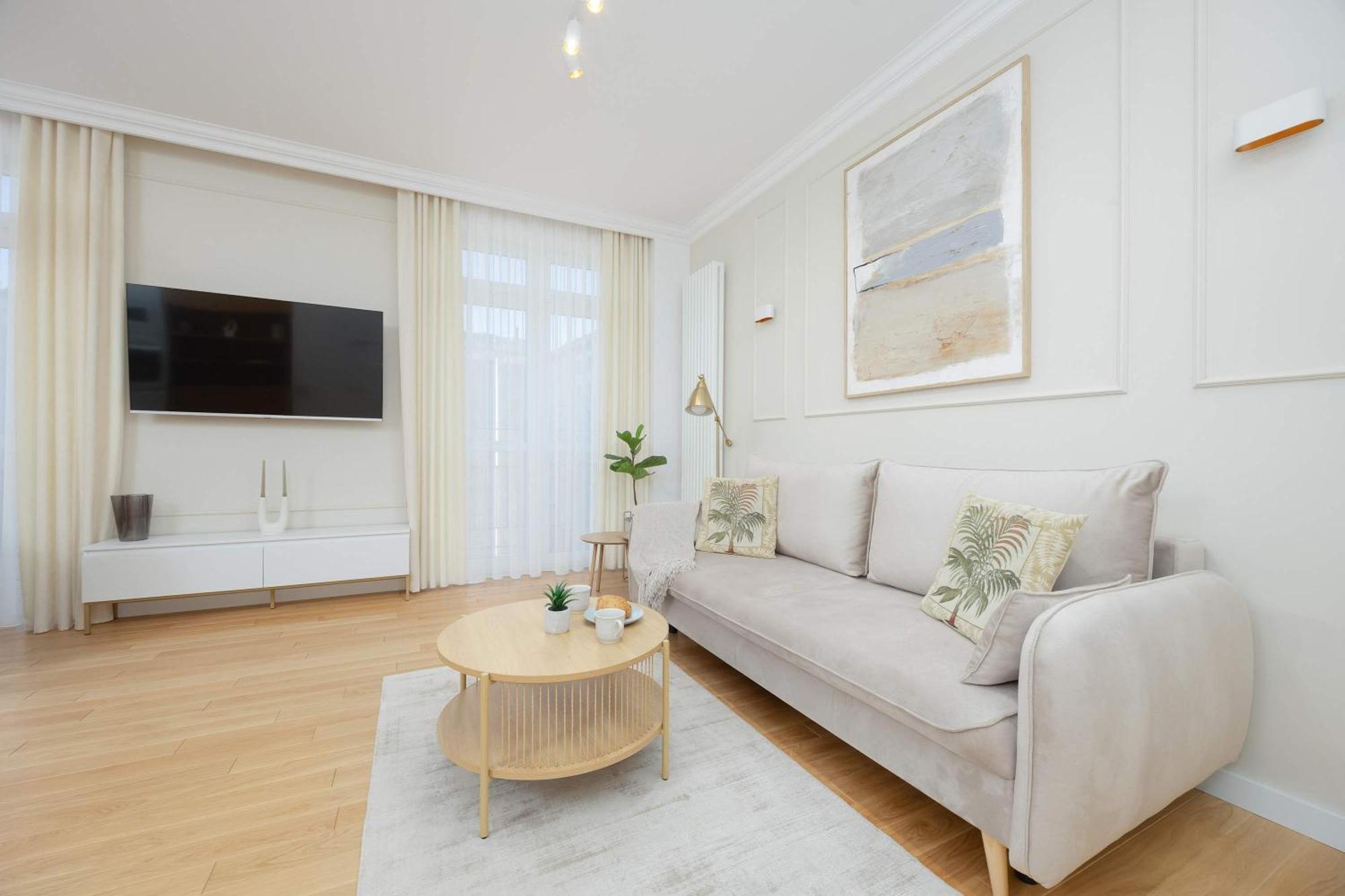 Appartement Beautiful Parking By Renters Prestige